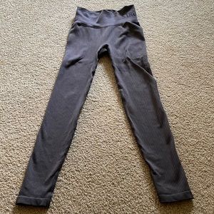 Stronger women’s workout pants size small